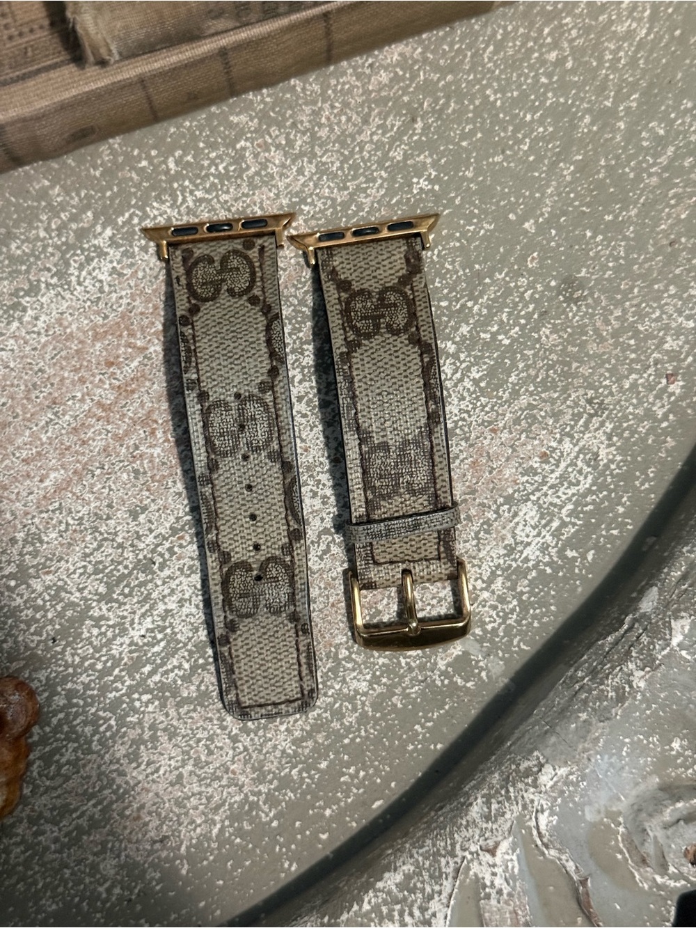 GG apple watch. Band - Picture 2 of 5